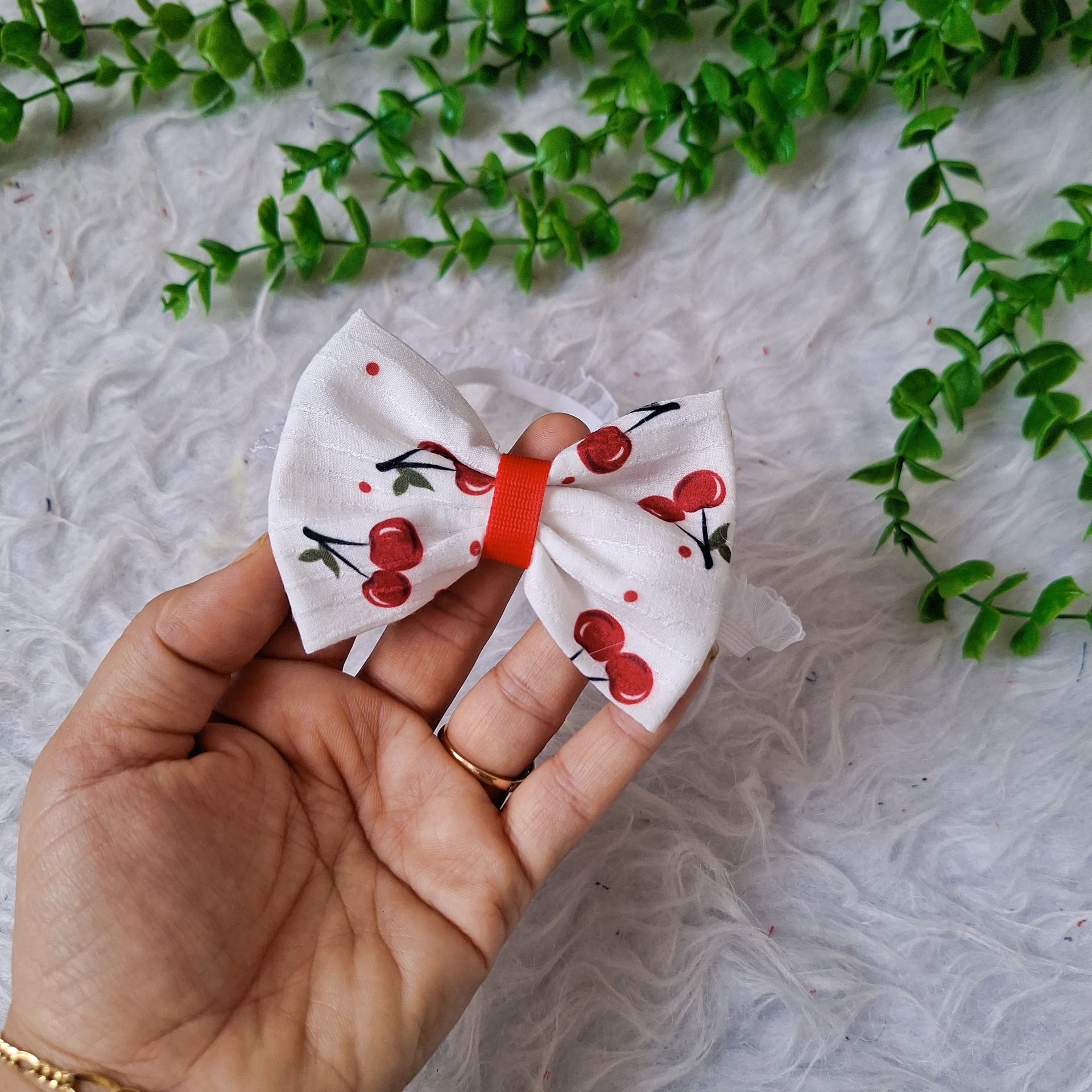 هدبند پاپیونی گیلاسی